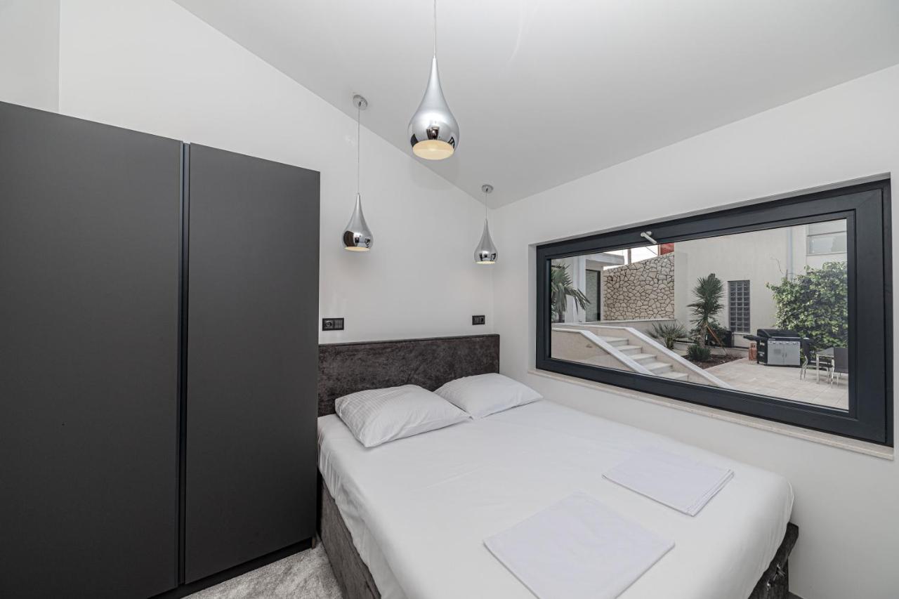 Villa Sun And Sea Trogir Exterior photo